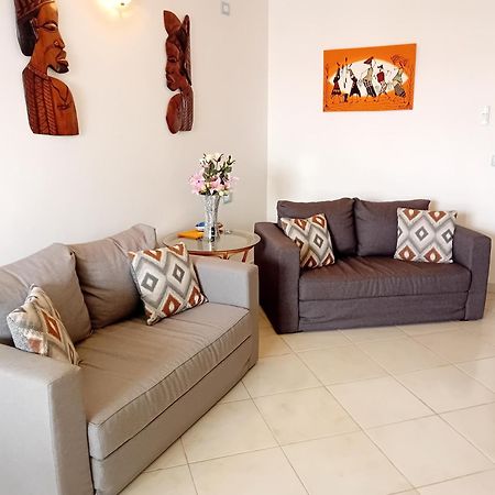 Adult Only Beachfront 2 Bedroom Apartment Santa Maria Airport Pick Up, Aircon, Unlimited Wifi Ideal For Remote Working And Long Stay 外观 照片